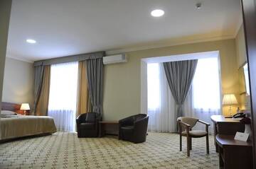 Улучшенный одноместный номер в Отеле Medeu